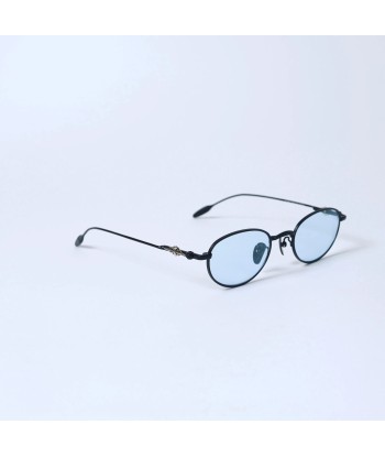 Matte black oval sunglasses